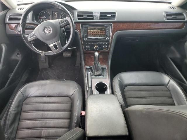 2013 Volkswagen Passat SEL