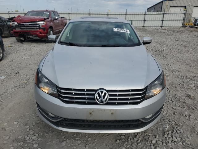 2013 Volkswagen Passat SEL