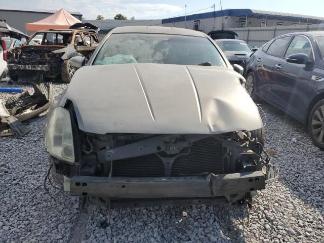 2004 Nissan Maxima SE