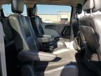 2013 Chrysler Town & Country Touring l