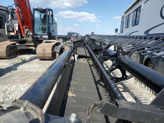 2019 Mac Don FD140 Flex Draper Head