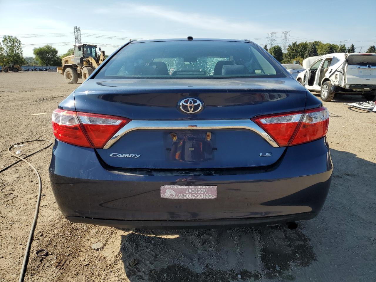 2015 Toyota Camry le