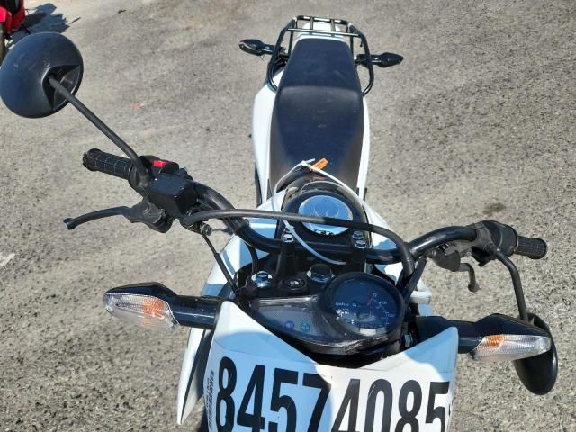 2023 Honda XR150L E