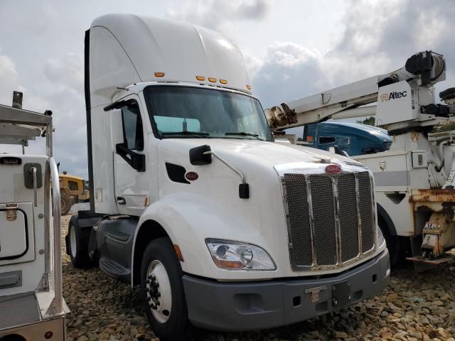 2021 Peterbilt Tractor 2021 Peterbilt 579 Semi Truck