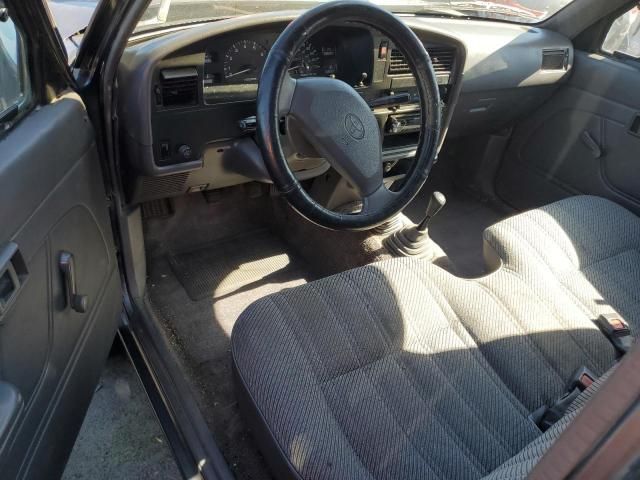 1992 Toyota Pickup 1/2 TON Short Wheelbase DLX