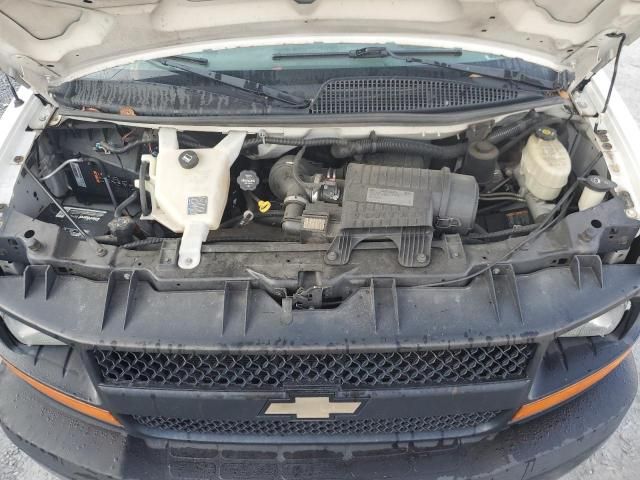 2016 Chevrolet Express G2500