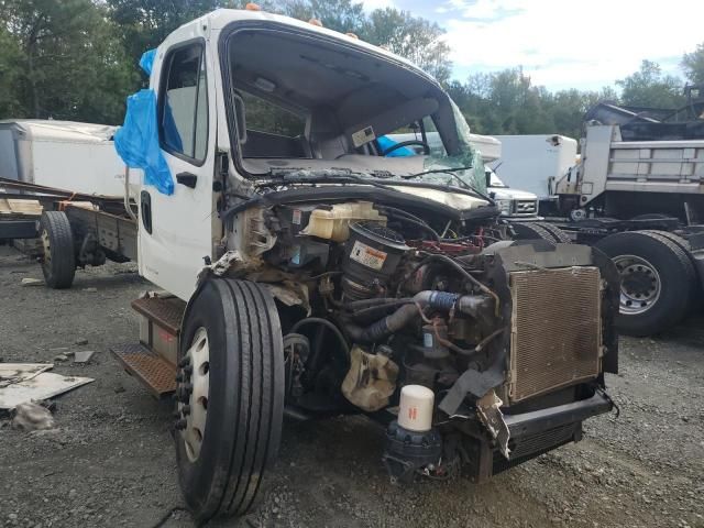 2019 Freightliner M2 106 MED-Expeditor Truck