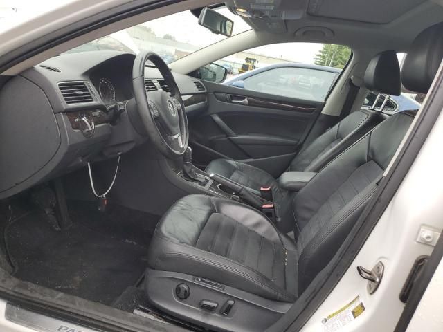 2014 Volkswagen Passat SEL