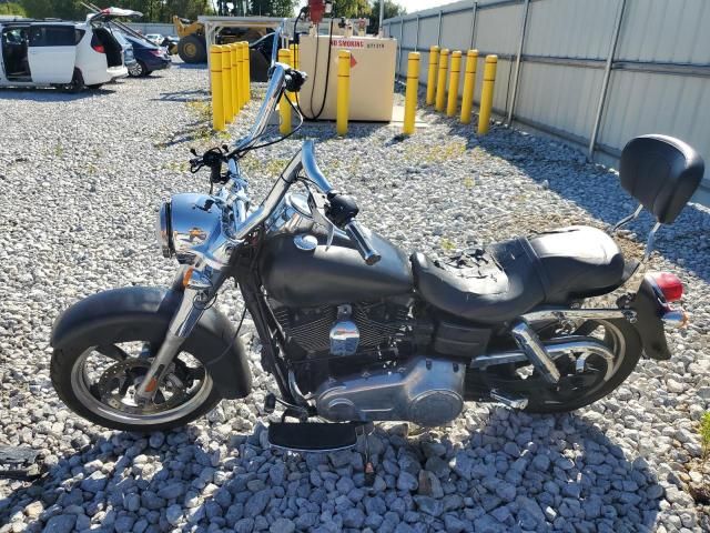 2013 Harley-Davidson FLD Switchback