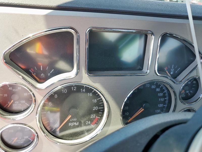 2018 Mack CXU613 Semi Truck