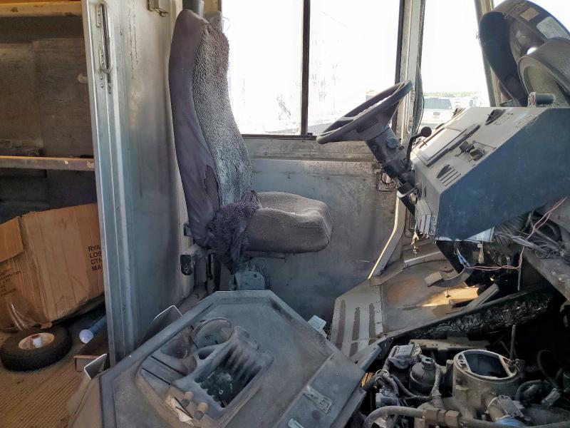 2005 Workhorse Custom Chassis Forward Control Chassis P4500