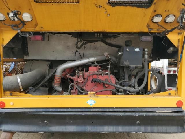 2011 Thomas SAF-T-LINER HDX-School Bus