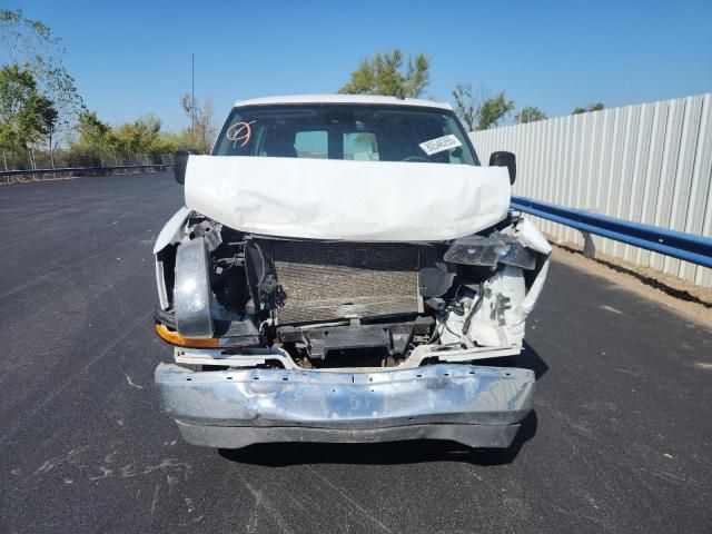 2019 Chevrolet Express G2500