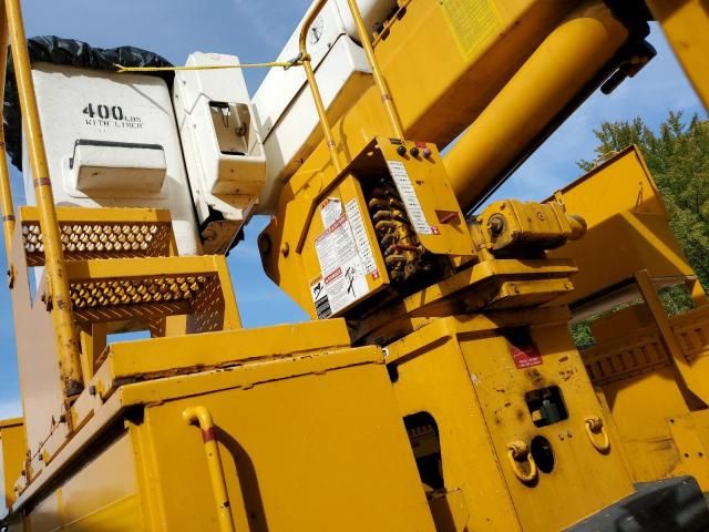2011 International 4400 Bucket Truck