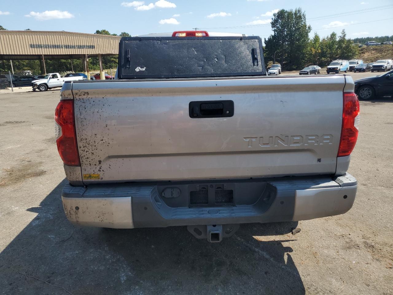 2014 Toyota Tundra Crewmax Limited