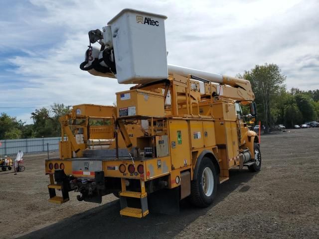2011 International 4400 Bucket Truck