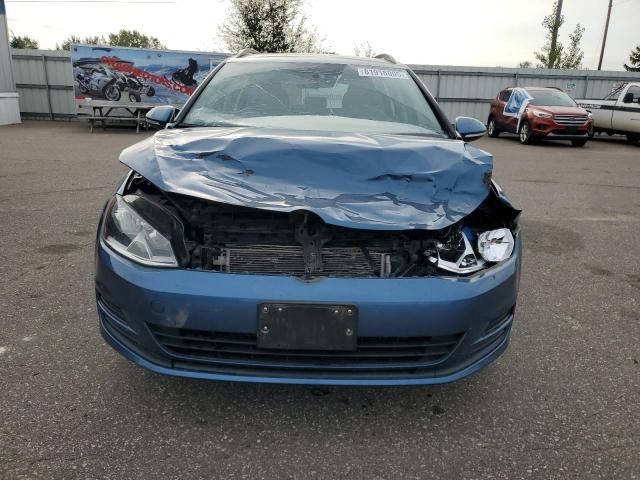 2017 Volkswagen Golf Sportwagen S