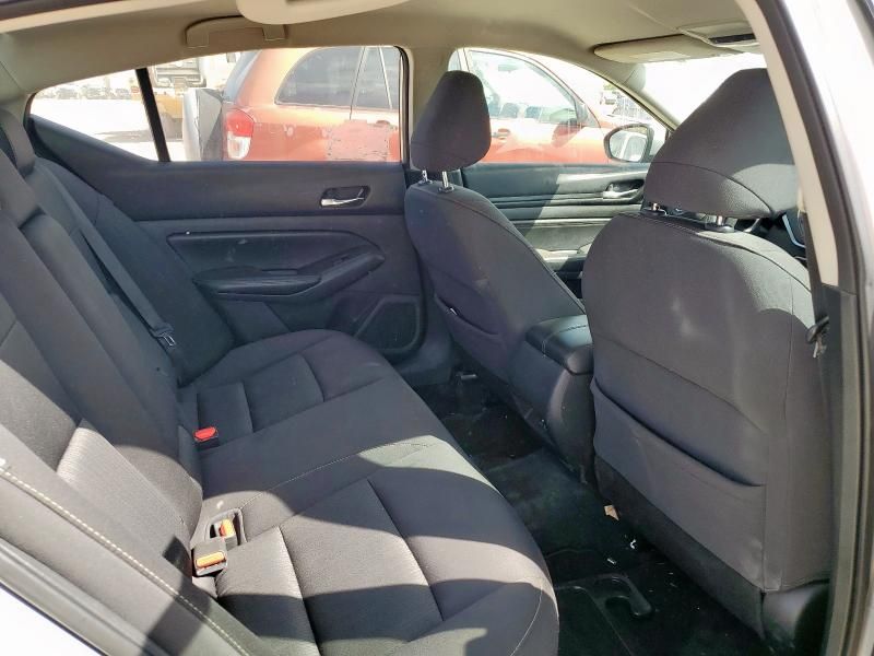 2019 Nissan Altima S