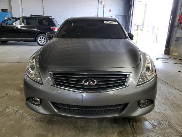 2015 Infiniti Q40