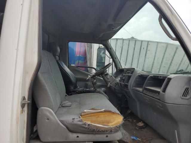 2001 Mitsubishi Fuso FE 639-Semi Truck