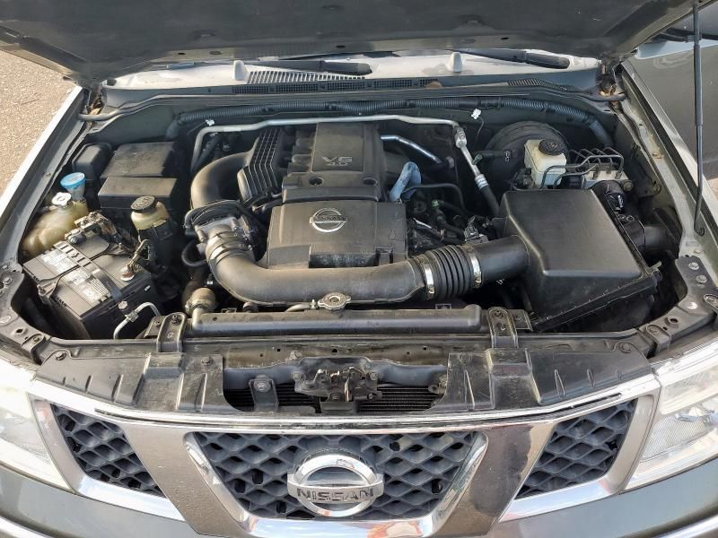 2005 Nissan Frontier Crew Cab LE