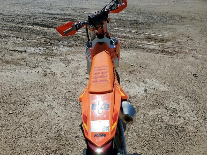 2025 KTM Enduro