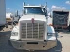 2011 Kenworth T800 Semi Truck