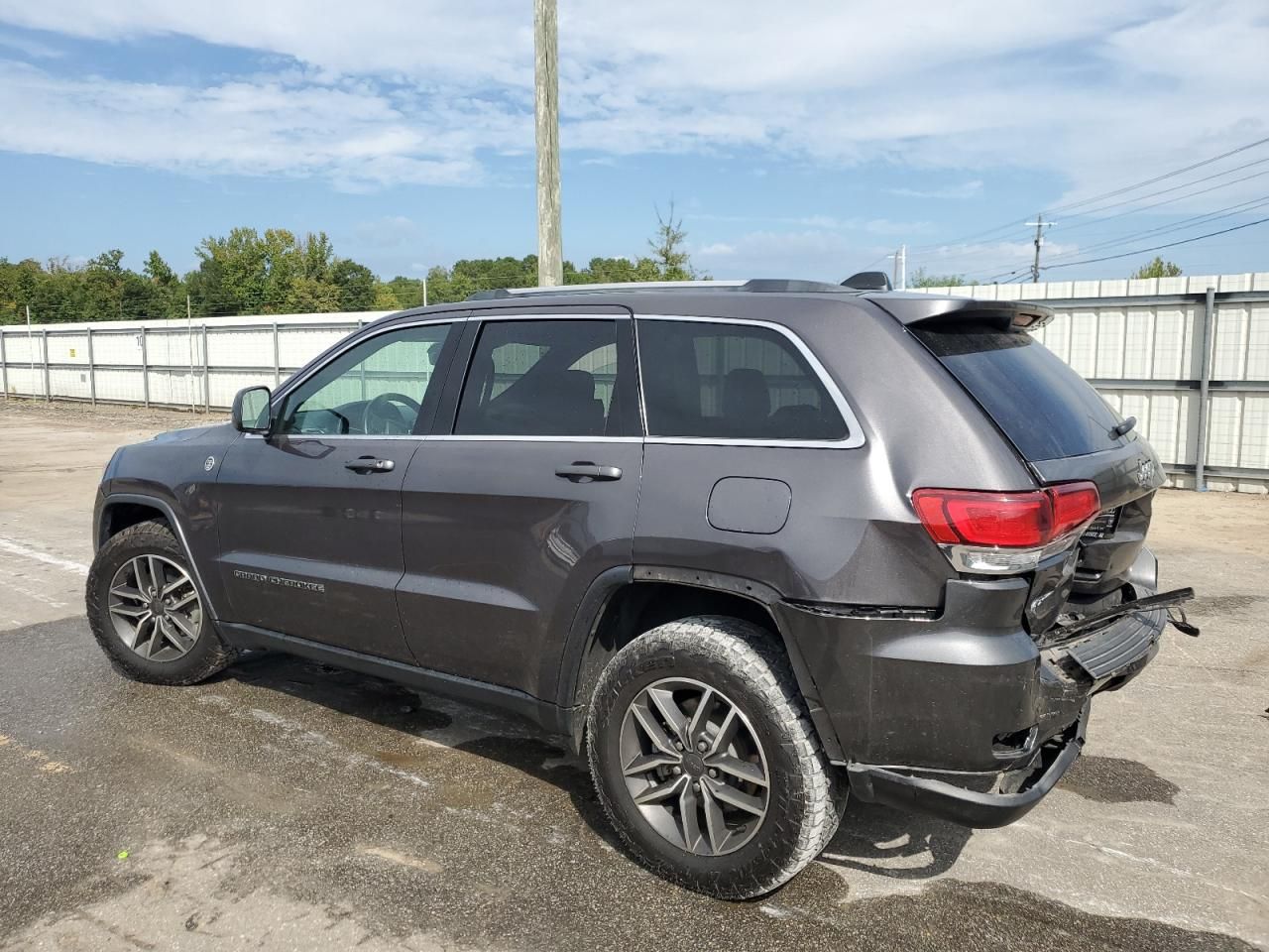 2020 Jeep Grand Cherokee Laredo