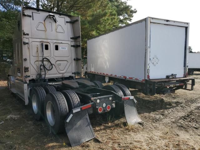 2016 Freightliner Cascadia 125 Semi Truck