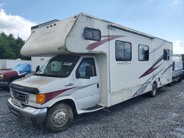 2006 Ford Econoline E450 Super Duty Cutaway Van