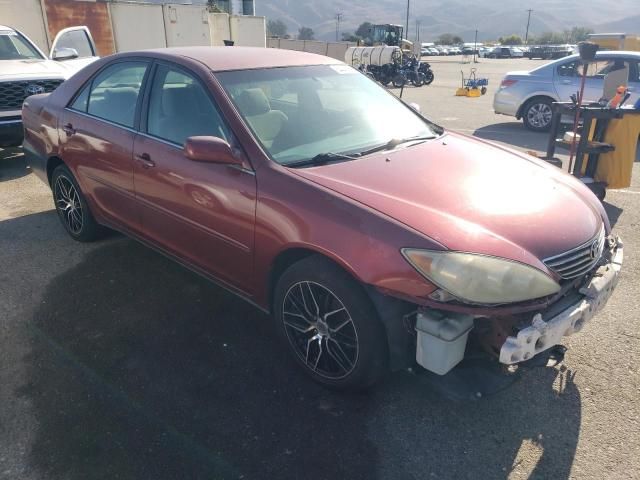 2005 Toyota Camry LE
