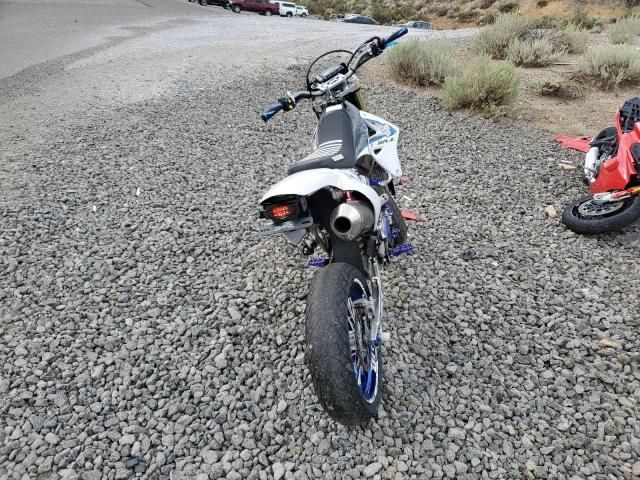2014 Suzuki DR-Z400 SM