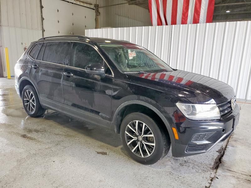 2019 Volkswagen Tiguan SE