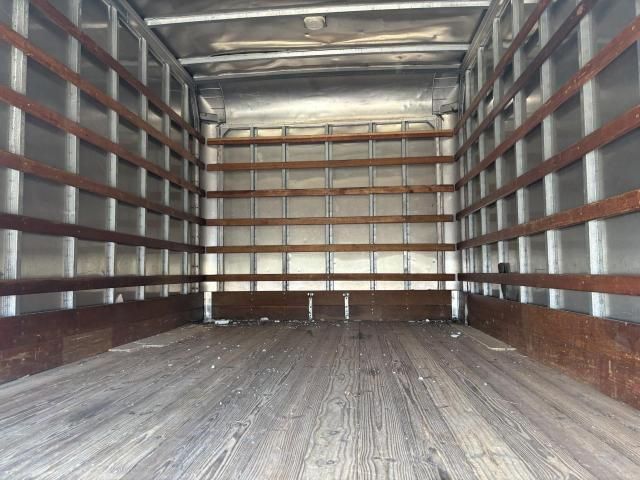 2001 Isuzu NPR