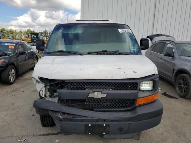 2008 Chev Express Cargo 1500 1
