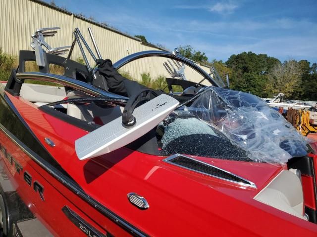 2014 Malibu Wakesetter-Boat