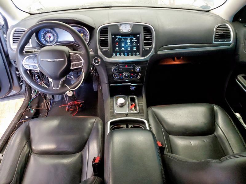 2022 Chrysler 300 Touring l