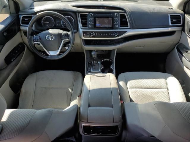 2016 Toyota Highlander LE