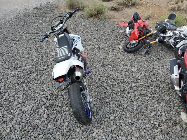 2014 Suzuki DR-Z400 SM