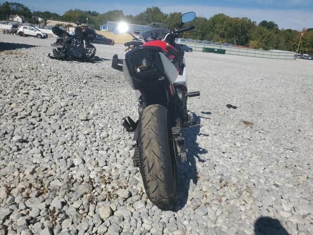 2014 Yamaha FZ6 R