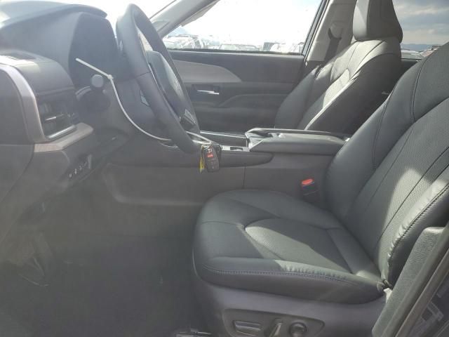 2025 Toyota Grand Highlander le