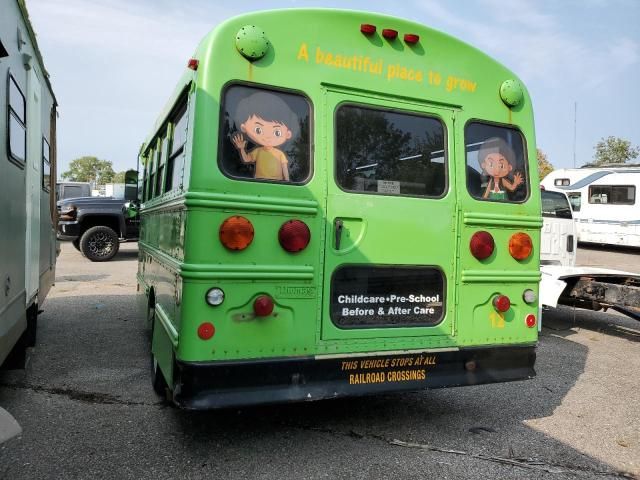2002 GMC Savana Cutaway G3500