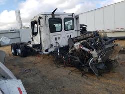 Salvage Trucks with No Bids Yet For Sale at auction: 2018 Freigliner 2018 Freightliner Cascadia 125 Semi Truck