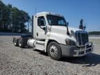 2018 Freightliner Cascadia 125 Semi Truck