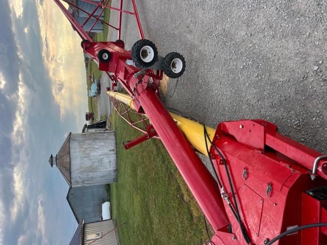 2022 Westfield MKX13-84-Grain Auger