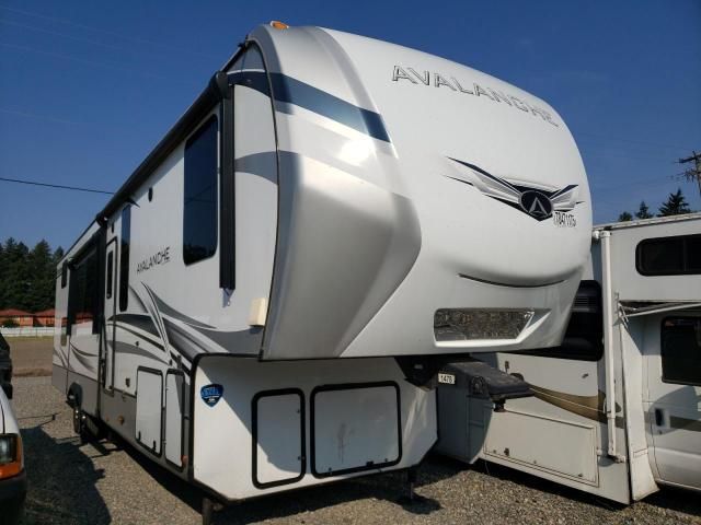 2022 Keystone Challenger Avalanche