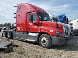 Salvage trucks for sale at Columbus, OH auction: 2015 Freightliner Cascadia Semi Truck