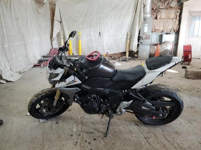 2016 Suzuki GSX-S750