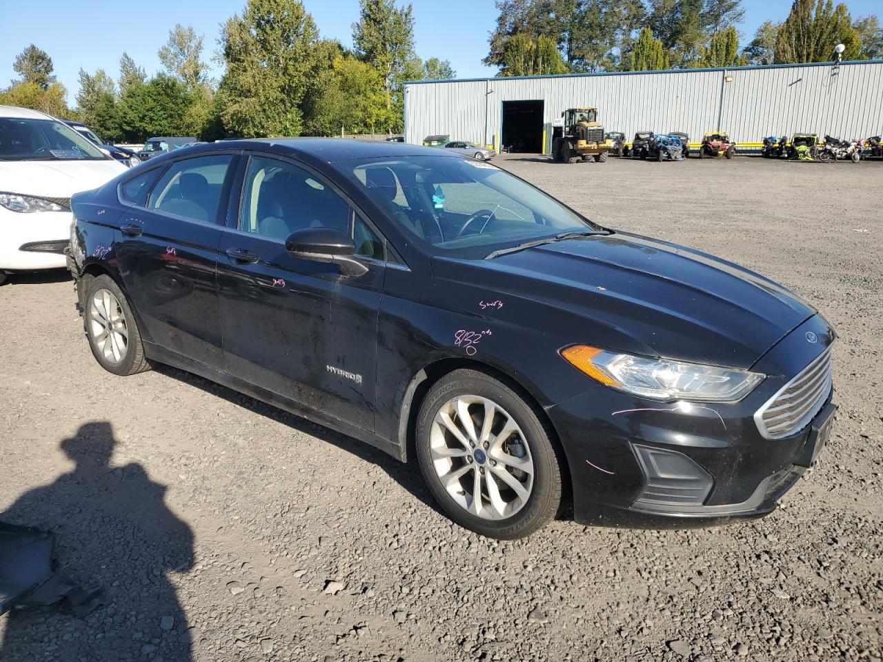 2019 Ford Fusion se