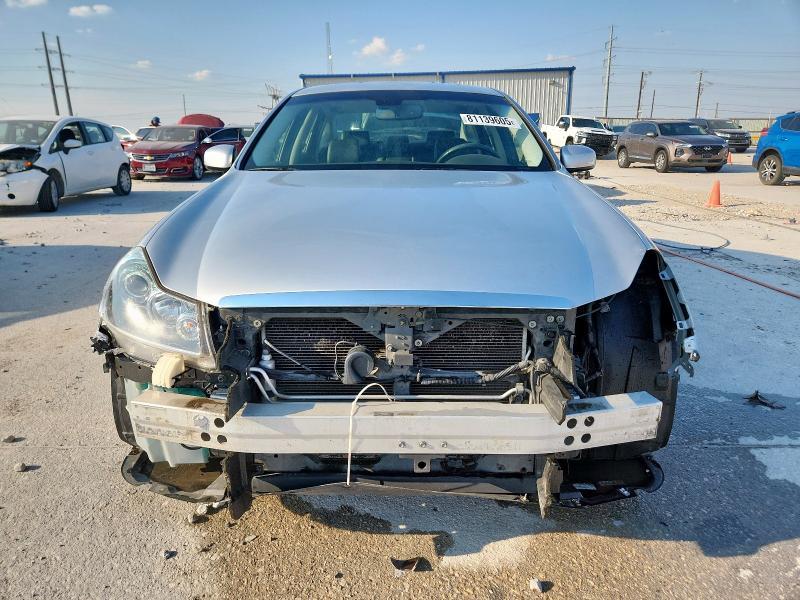 2010 Infiniti M35 Base
